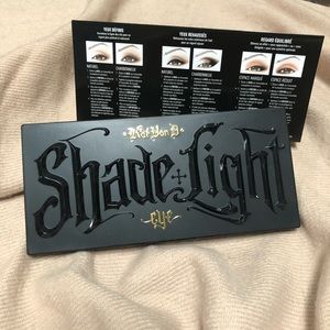 Kat Von D Shade And Light Eye Palette